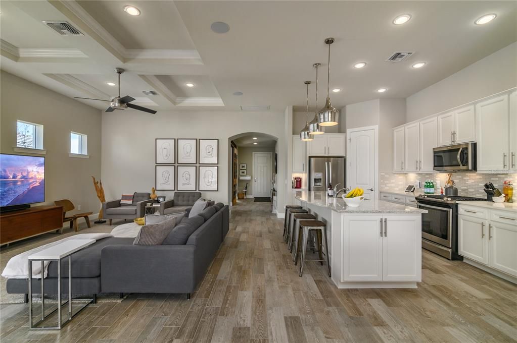 В аренду: $5,500 (3 спален, 2 ванн, 2014 Квадратных фут)