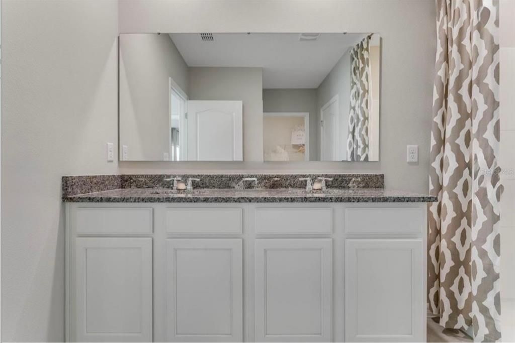 En Renta: $3,000 (4 camas, 2 baños, 1846 Pies cuadrados)