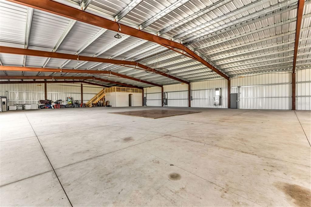 На продажу: $1,200,000 (20.00 acres)