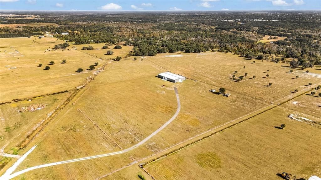 На продажу: $1,200,000 (20.00 acres)