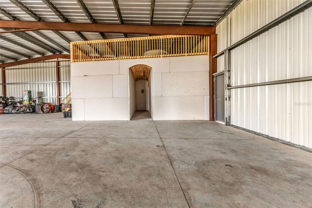 На продажу: $1,200,000 (20.00 acres)