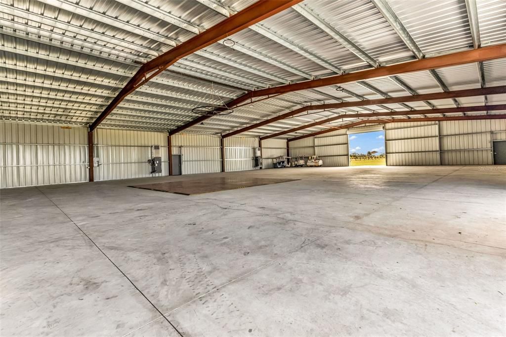 На продажу: $1,200,000 (20.00 acres)