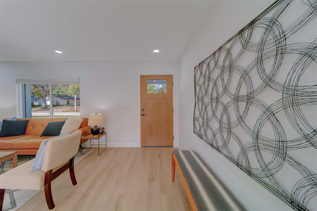 На продажу: $549,900 (3 спален, 2 ванн, 1135 Квадратных фут)