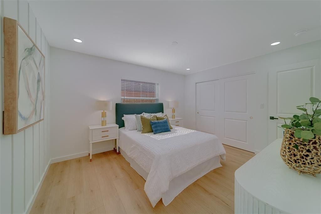 На продажу: $549,900 (3 спален, 2 ванн, 1135 Квадратных фут)