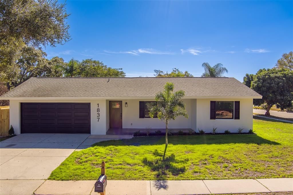 На продажу: $549,900 (3 спален, 2 ванн, 1135 Квадратных фут)