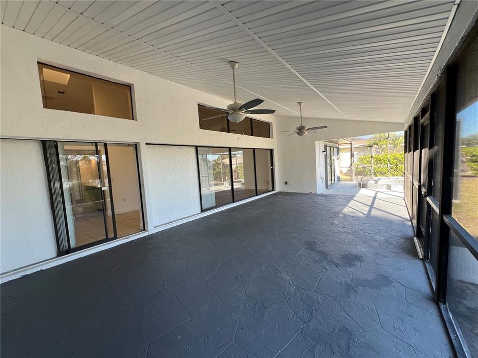 На продажу: $319,000 (3 спален, 2 ванн, 2198 Квадратных фут)