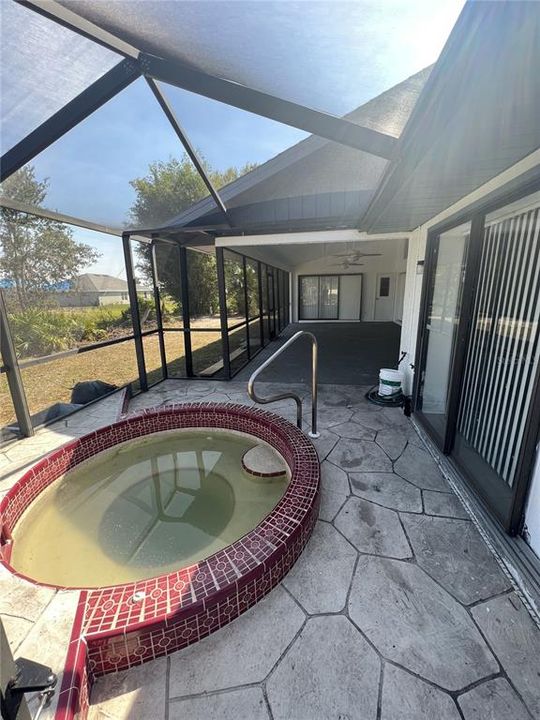 For Sale: $319,000 (3 beds, 2 baths, 2198 Square Feet)