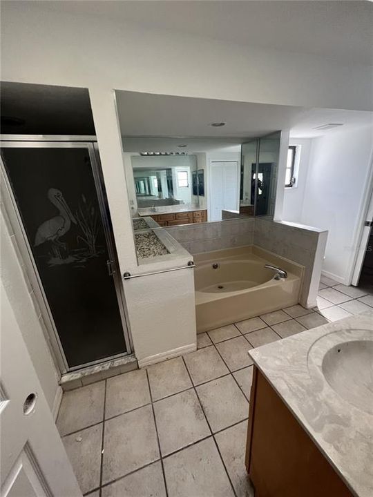 For Sale: $319,000 (3 beds, 2 baths, 2198 Square Feet)