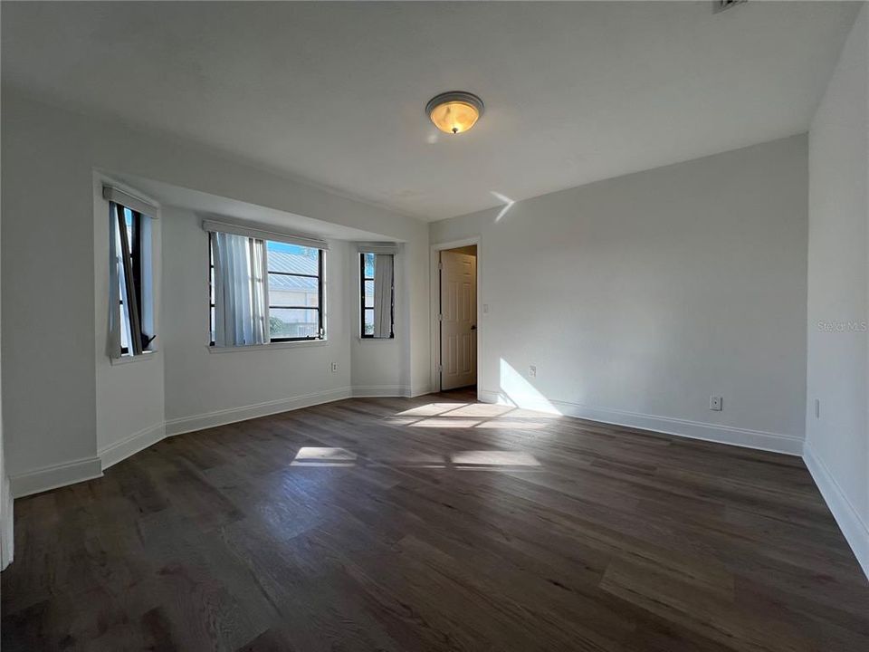 На продажу: $319,000 (3 спален, 2 ванн, 2198 Квадратных фут)