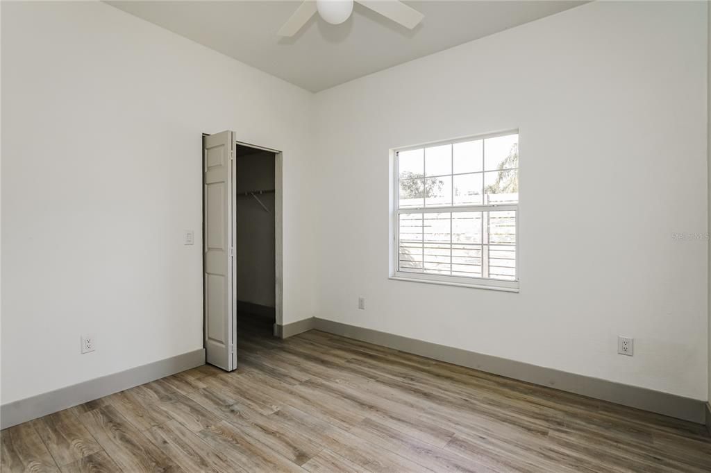 For Sale: $434,900 (4 beds, 2 baths, 2183 Square Feet)