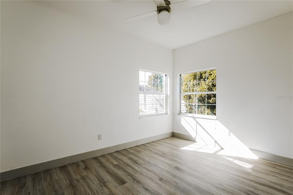 For Sale: $434,900 (4 beds, 2 baths, 2183 Square Feet)