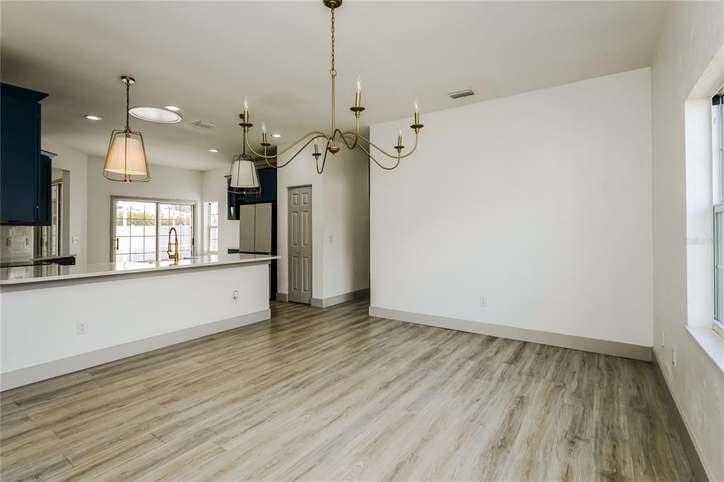 For Sale: $434,900 (4 beds, 2 baths, 2183 Square Feet)