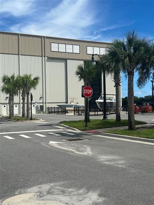 待售: $220,000 (0.16 acres)