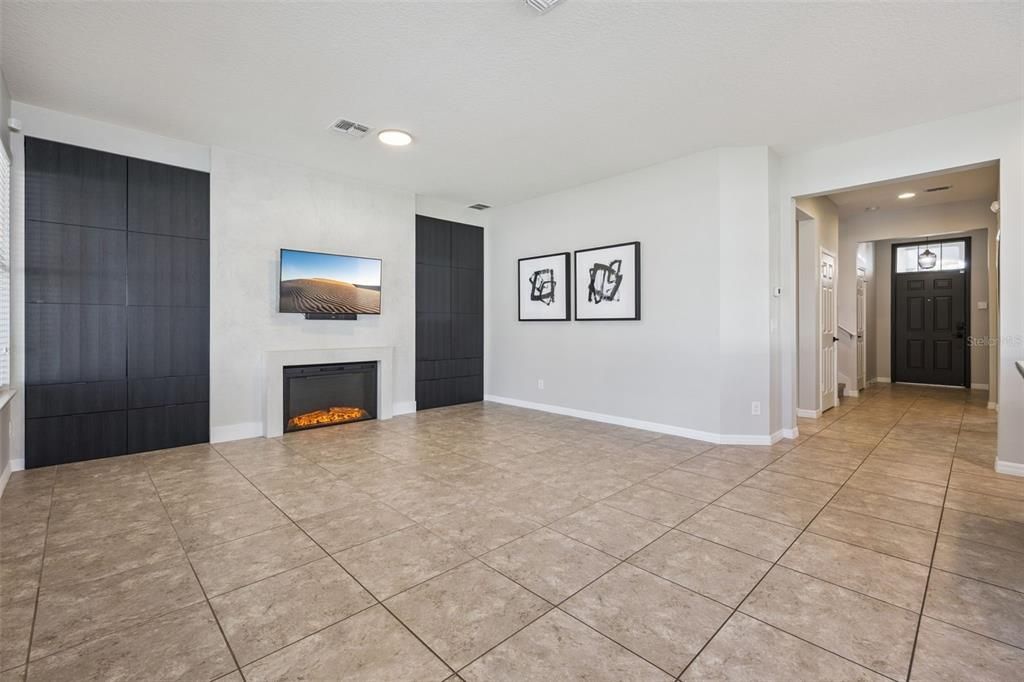 На продажу: $598,000 (7 спален, 6 ванн, 3584 Квадратных фут)