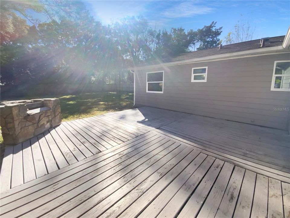 На продажу: $240,000 (3 спален, 2 ванн, 1008 Квадратных фут)