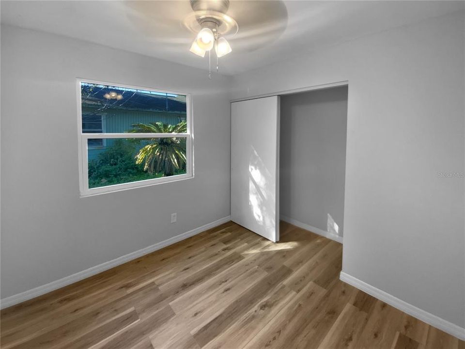 На продажу: $240,000 (3 спален, 2 ванн, 1008 Квадратных фут)