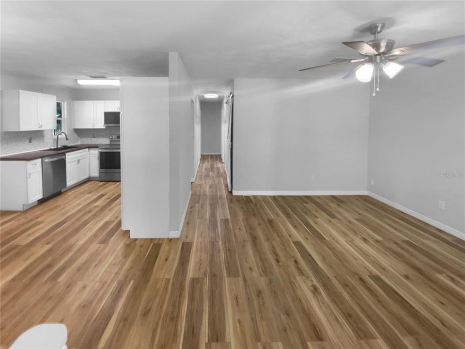 На продажу: $240,000 (3 спален, 2 ванн, 1008 Квадратных фут)