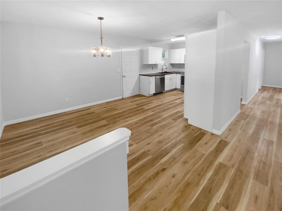 На продажу: $240,000 (3 спален, 2 ванн, 1008 Квадратных фут)