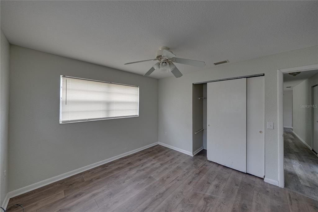 待售: $249,995 (3 贝兹, 2 浴室, 1415 平方英尺)