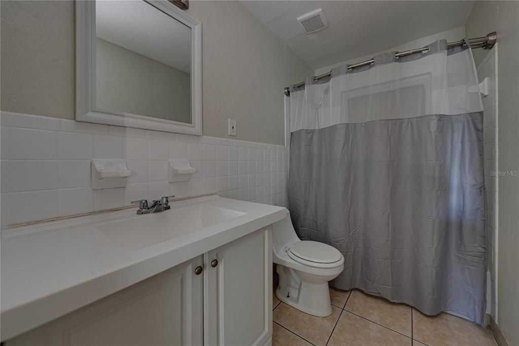 待售: $249,995 (3 贝兹, 2 浴室, 1415 平方英尺)