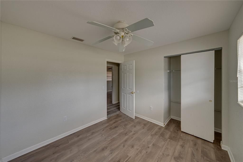 待售: $249,995 (3 贝兹, 2 浴室, 1415 平方英尺)