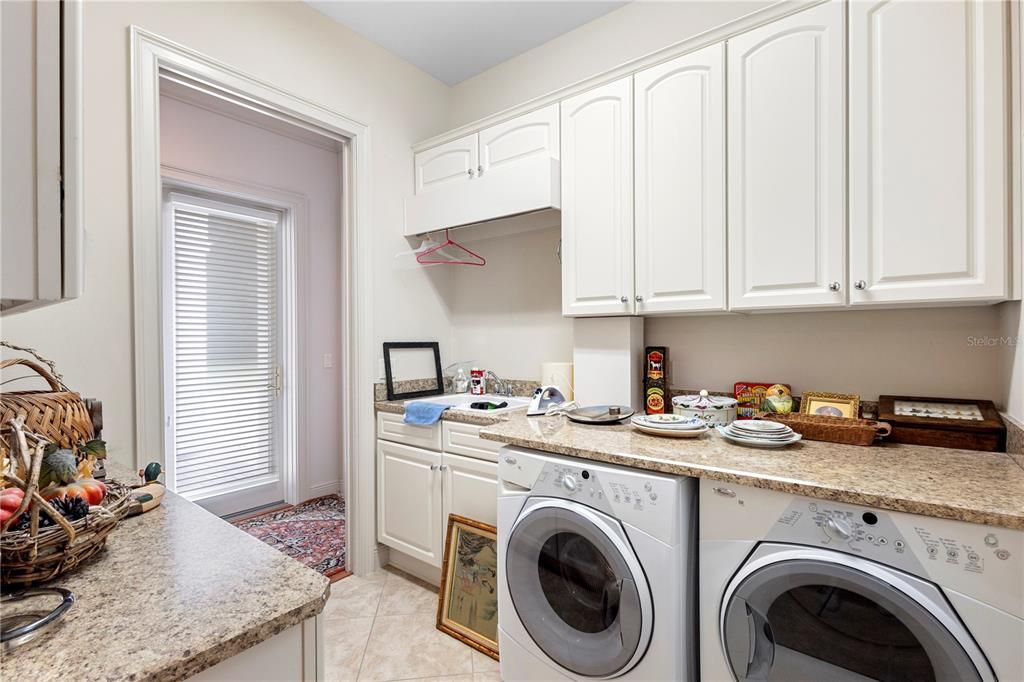 На продажу: $1,199,000 (4 спален, 4 ванн, 3812 Квадратных фут)