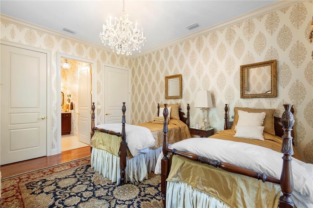 На продажу: $1,199,000 (4 спален, 4 ванн, 3812 Квадратных фут)