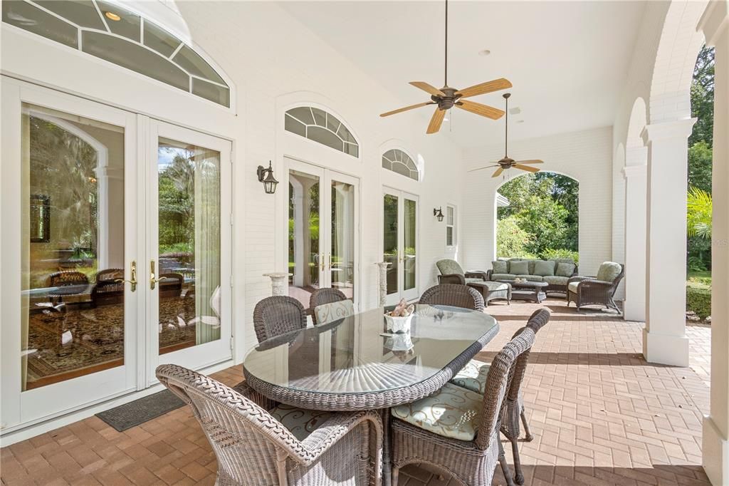 На продажу: $1,199,000 (4 спален, 4 ванн, 3812 Квадратных фут)