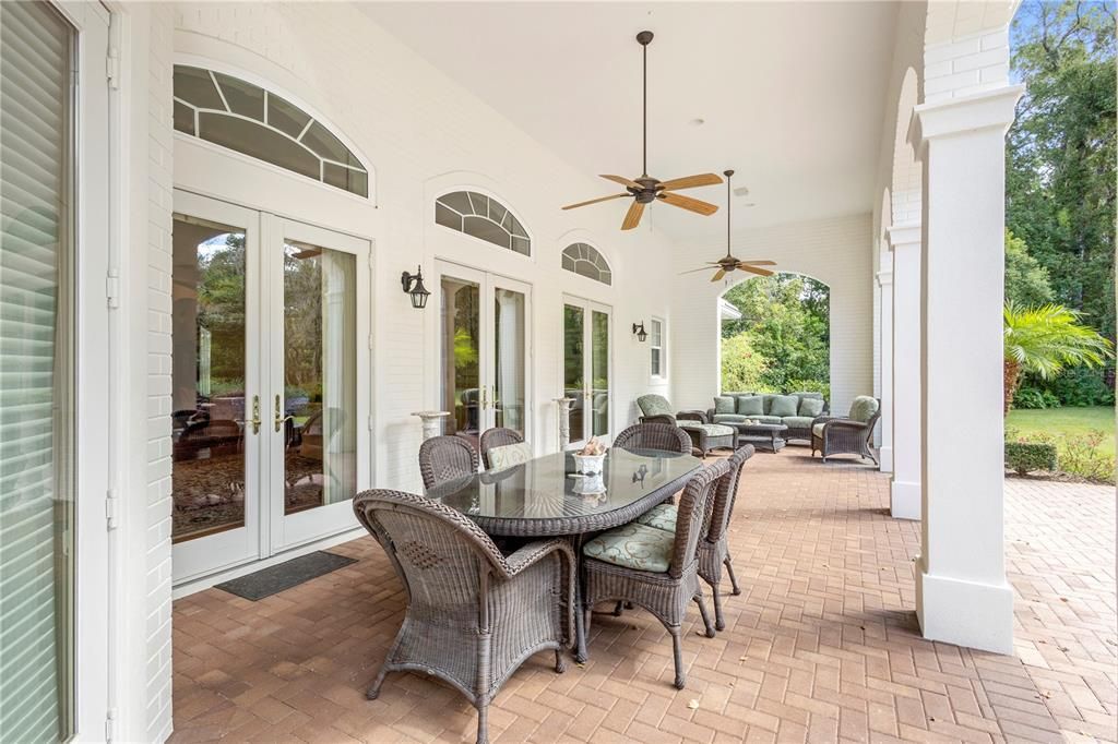 На продажу: $1,199,000 (4 спален, 4 ванн, 3812 Квадратных фут)