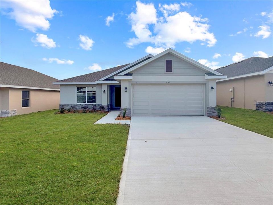 For Sale: $337,400 (3 beds, 2 baths, 1970 Square Feet)