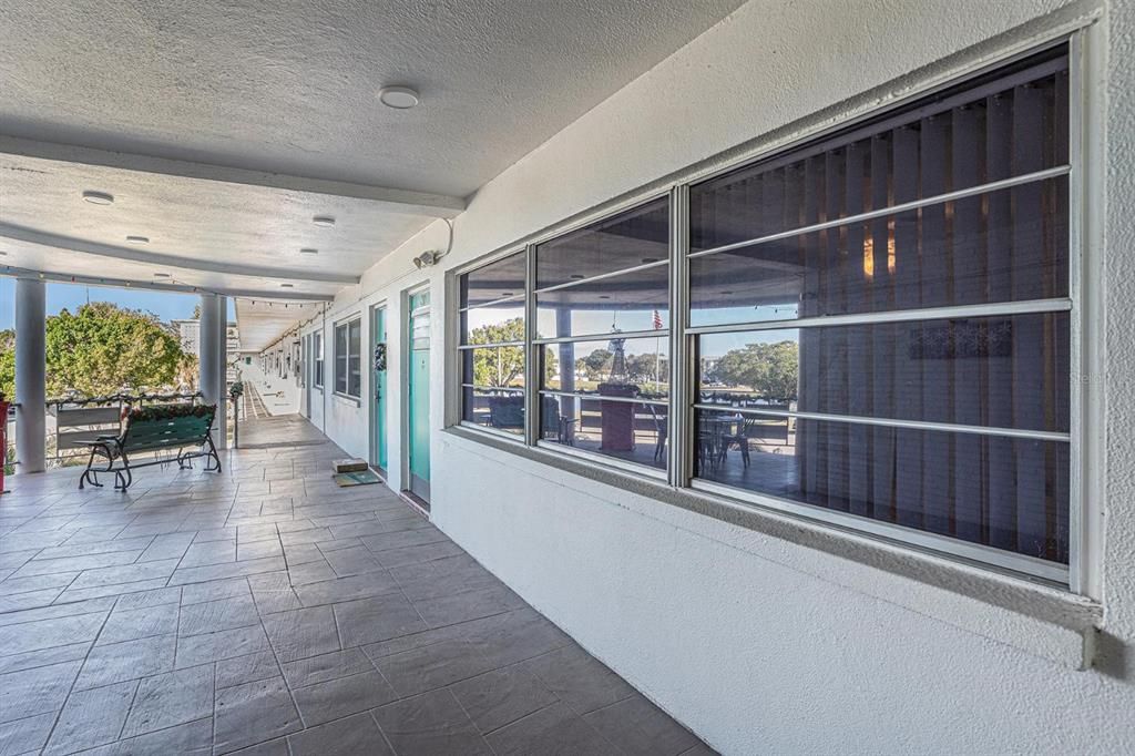 На продажу: $150,000 (2 спален, 2 ванн, 1410 Квадратных фут)