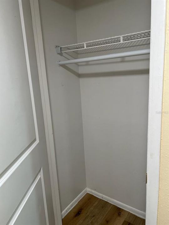 For Rent: $1,450 (2 beds, 1 baths, 900 Square Feet)