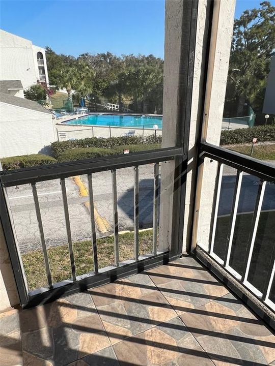 For Rent: $1,450 (2 beds, 1 baths, 900 Square Feet)