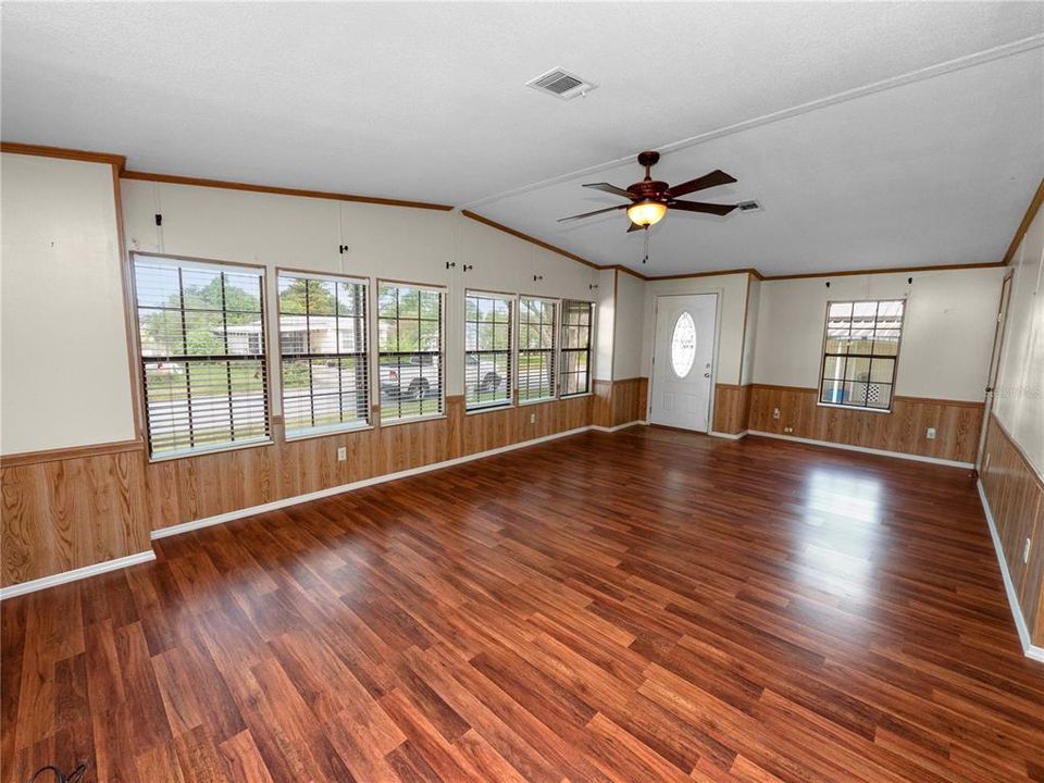 En Renta: $1,800 (3 camas, 2 baños, 1440 Pies cuadrados)