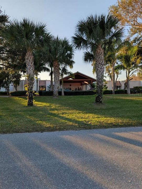 На продажу: $129,900 (2 спален, 2 ванн, 1135 Квадратных фут)