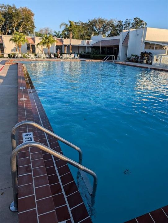 На продажу: $129,900 (2 спален, 2 ванн, 1135 Квадратных фут)