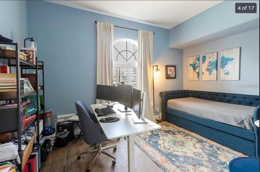 出租: $4,500 (4 贝兹, 3 浴室, 3289 平方英尺)