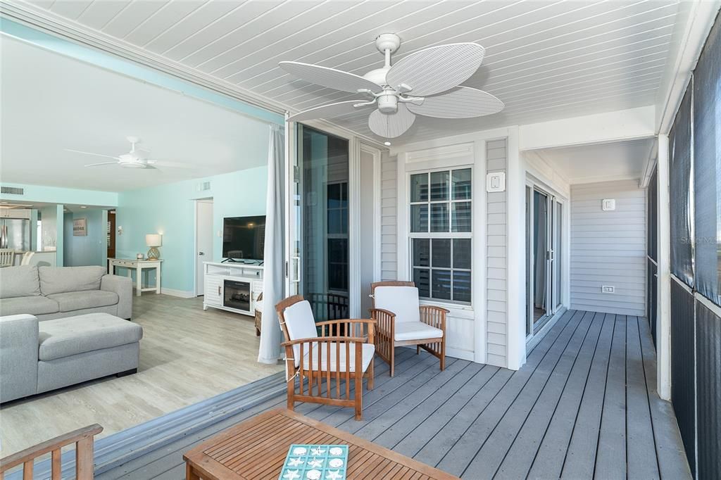 For Sale: $375,000 (2 beds, 2 baths, 1232 Square Feet)