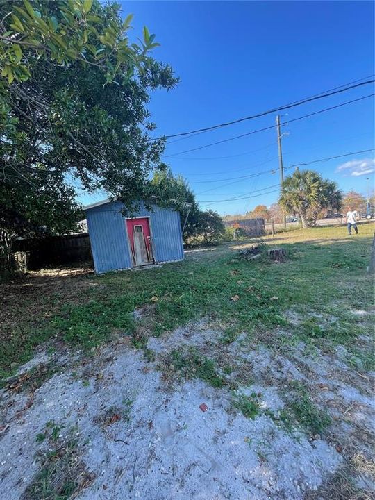 For Sale: $305,000 (3 beds, 1 baths, 1202 Square Feet)