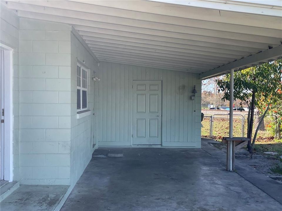 For Sale: $305,000 (3 beds, 1 baths, 1202 Square Feet)