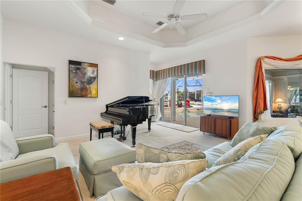 For Sale: $1,675,000 (5 beds, 3 baths, 3936 Square Feet)