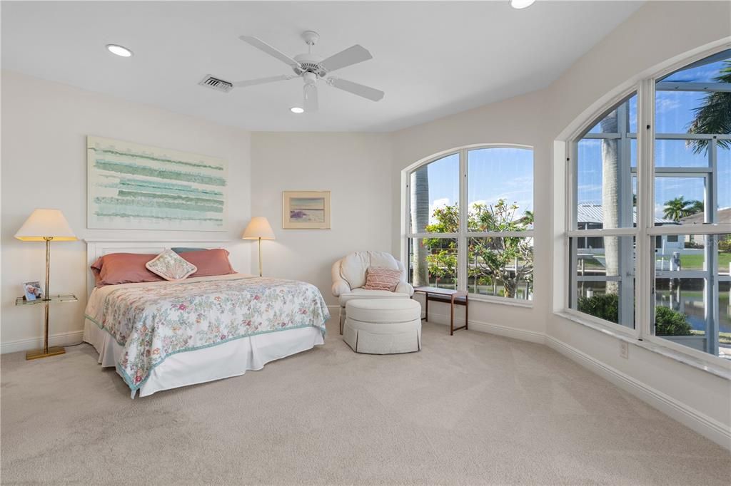 For Sale: $1,675,000 (5 beds, 3 baths, 3936 Square Feet)