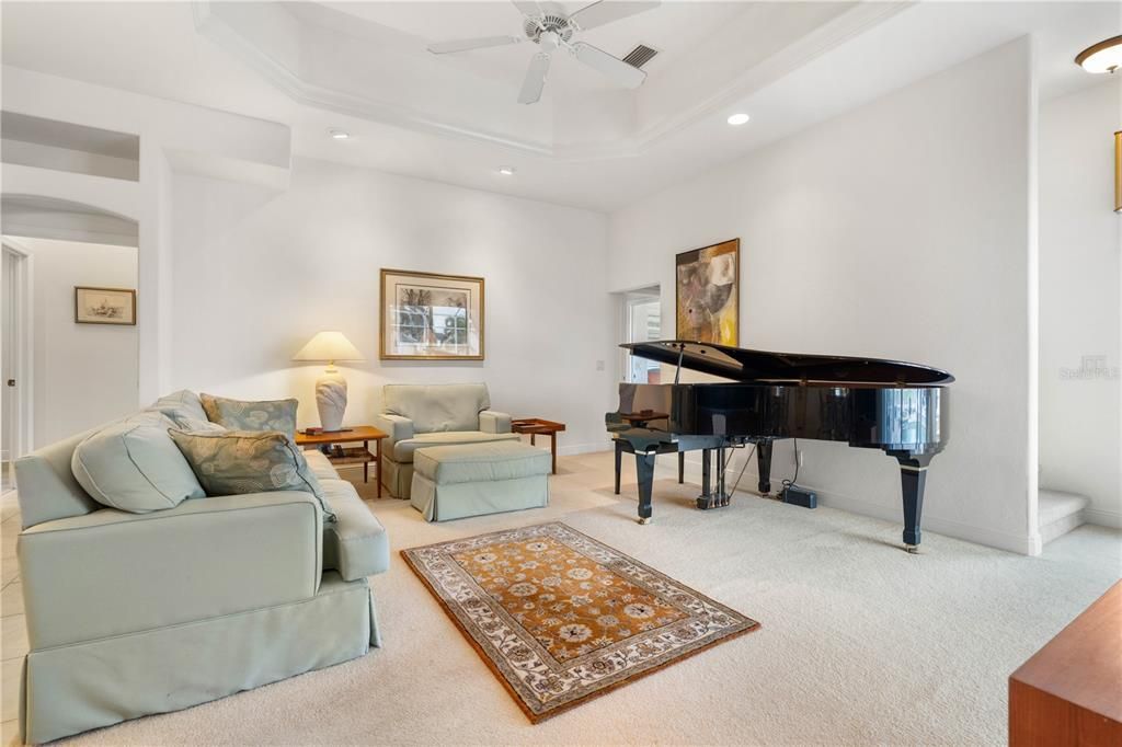 For Sale: $1,675,000 (5 beds, 3 baths, 3936 Square Feet)