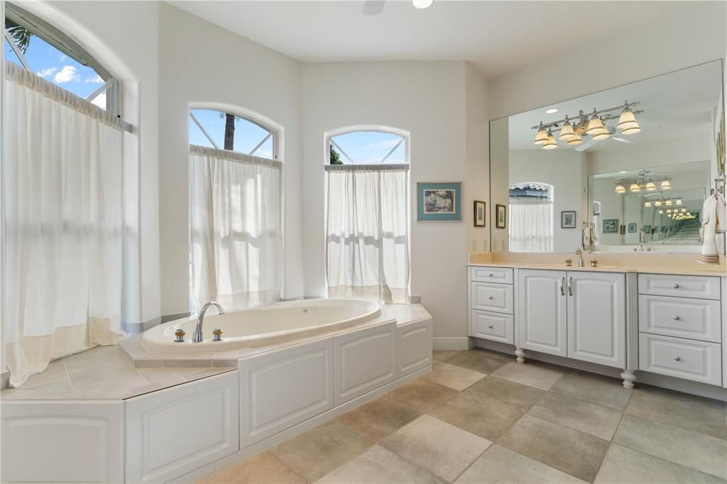 For Sale: $1,675,000 (5 beds, 3 baths, 3936 Square Feet)