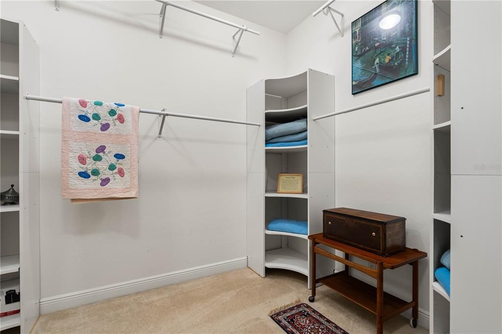 For Sale: $1,675,000 (5 beds, 3 baths, 3936 Square Feet)