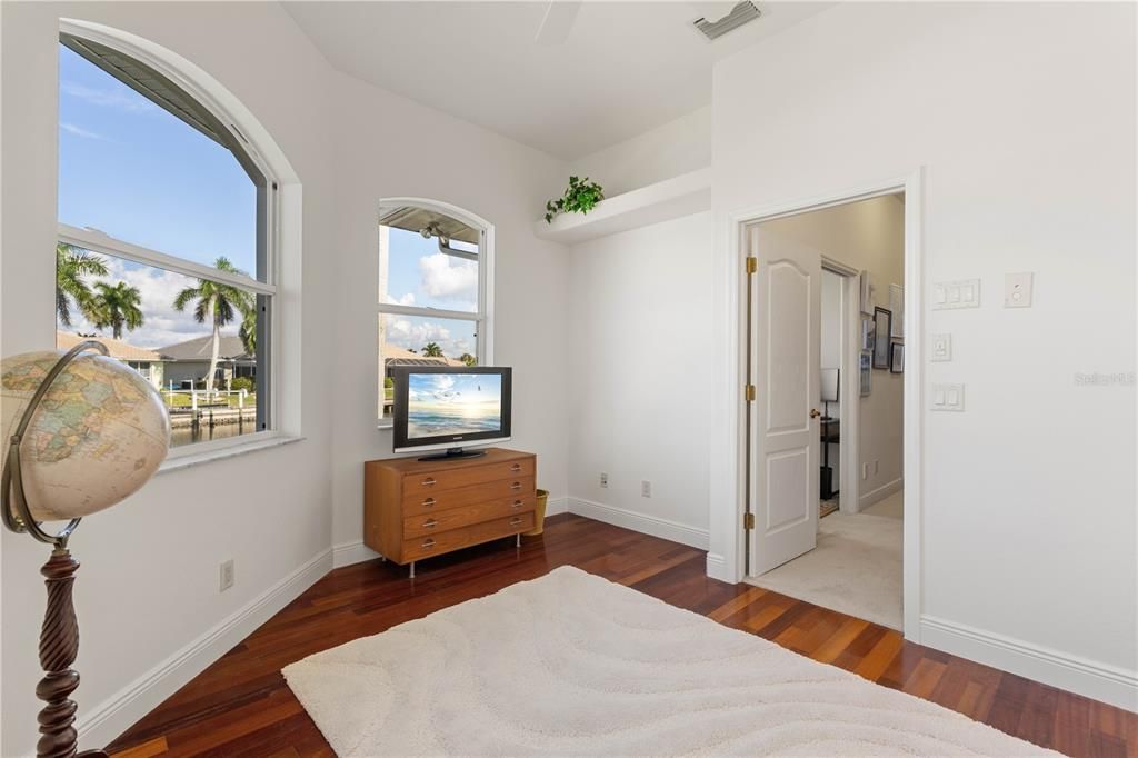 For Sale: $1,675,000 (5 beds, 3 baths, 3936 Square Feet)