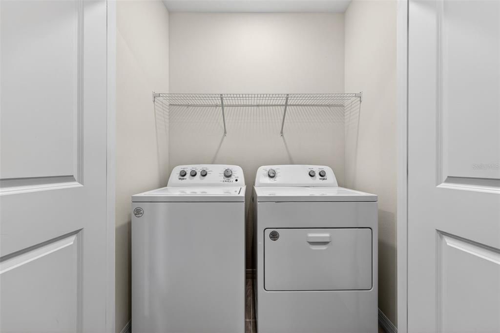 For Sale: $354,900 (3 beds, 2 baths, 1673 Square Feet)