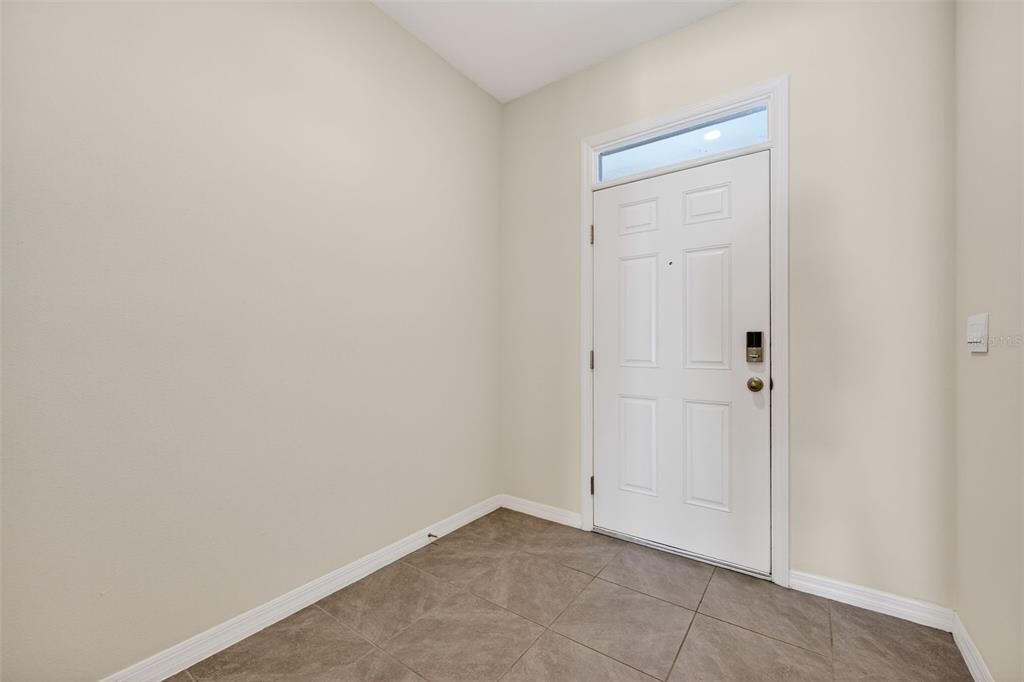 For Sale: $354,900 (3 beds, 2 baths, 1673 Square Feet)