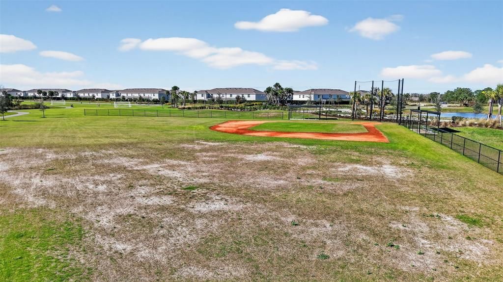 For Sale: $354,900 (3 beds, 2 baths, 1673 Square Feet)