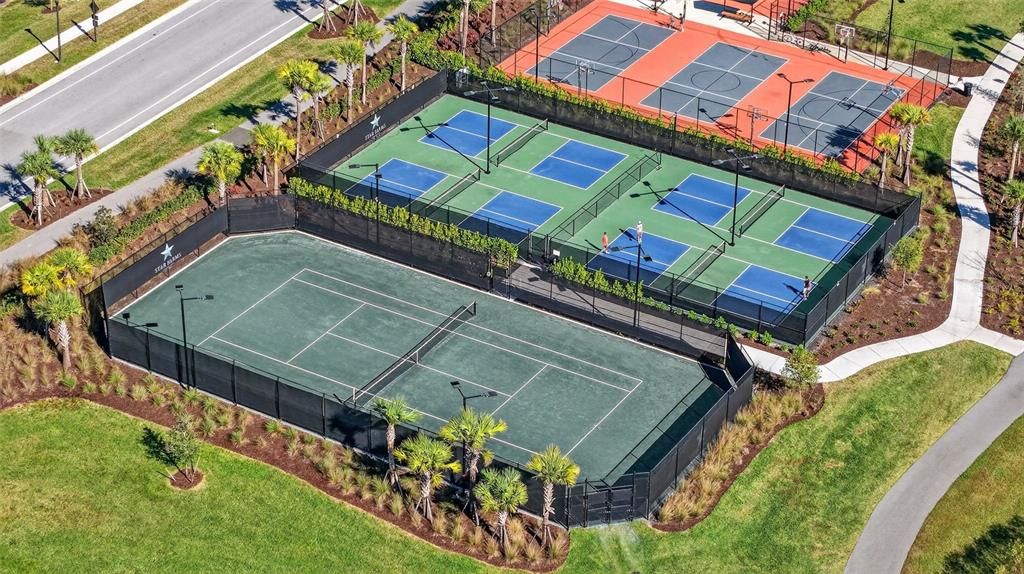 For Sale: $354,900 (3 beds, 2 baths, 1673 Square Feet)